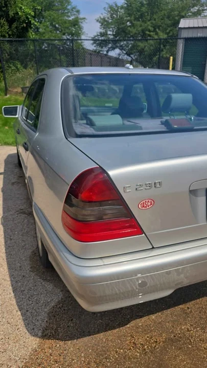 2000 Mercedes-Benz W202 C-Class - Image 7 of 17