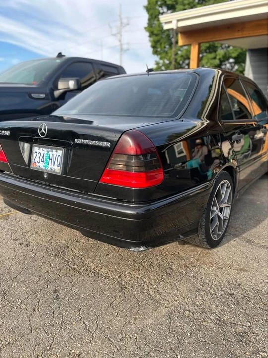 2000 Mercedes-Benz W202 C-Class - Image 2 of 3