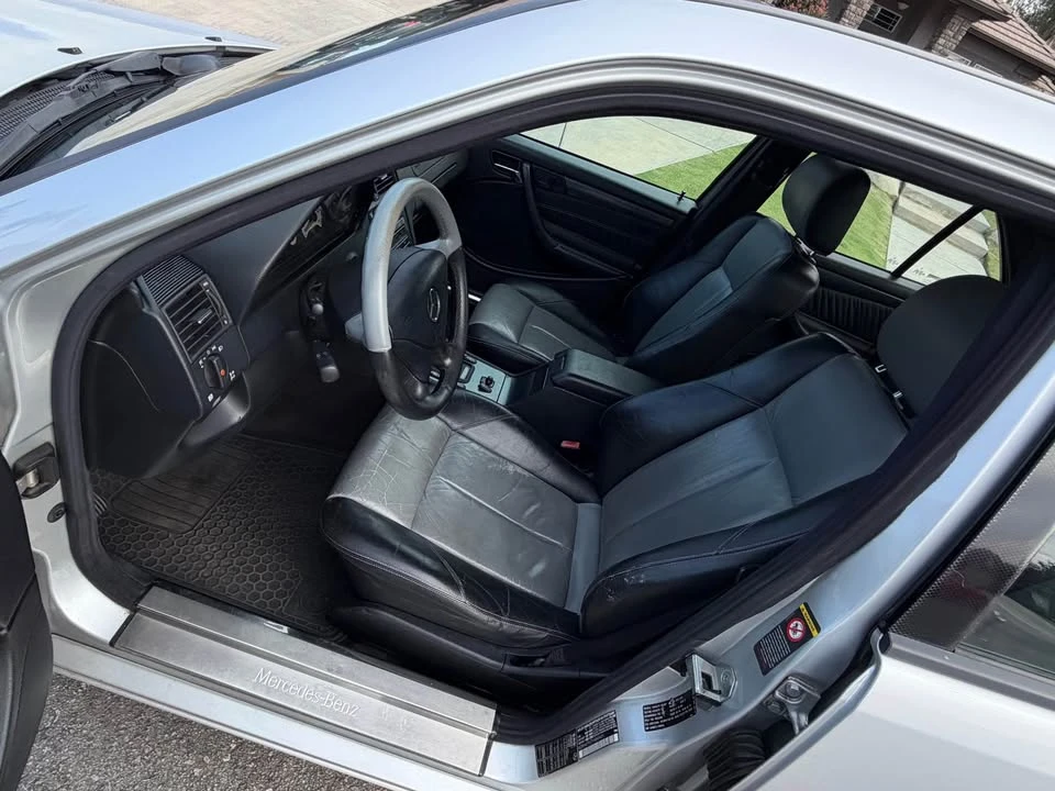 2000 Mercedes-Benz W202 C-Class - Image 6 of 10