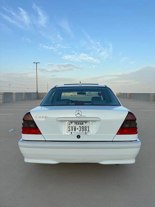 2000 Mercedes-Benz W202 C-Class - Image 6 of 19