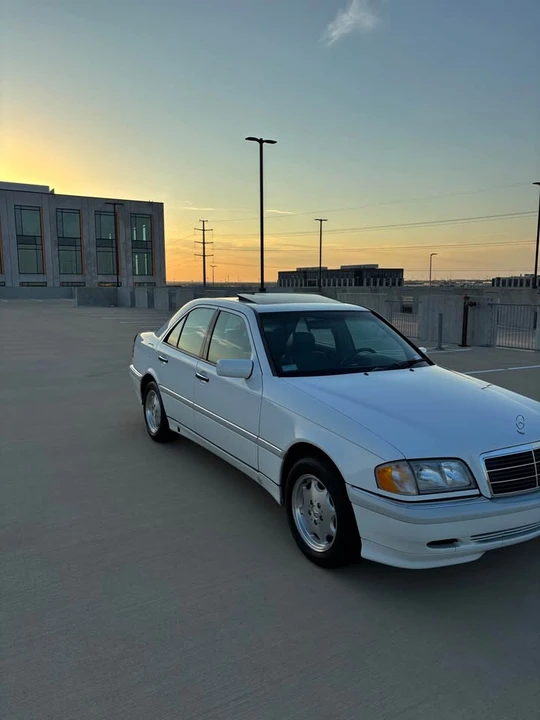 2000 Mercedes-Benz W202 C-Class - Image 2 of 19