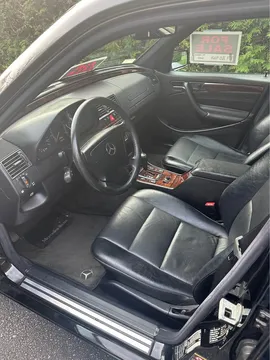 2000 Mercedes-Benz C-Class · C 300 Sedan 4D