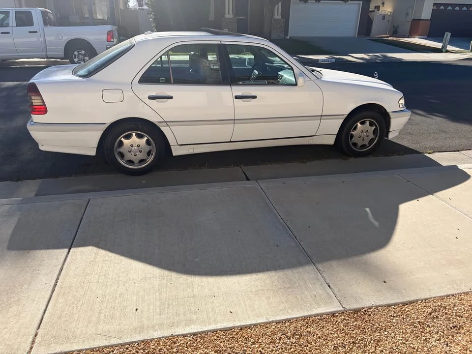 2000 Mercedes-Benz W202 C-Class - Image 2 of 6