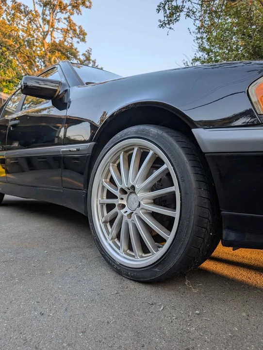 2000 Mercedes-Benz W202 C-Class - Image 9 of 12