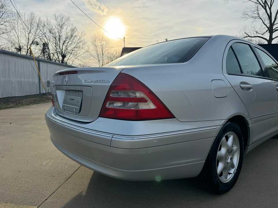 2000 Mercedes-Benz W202 C-Class - Image 18 of 31