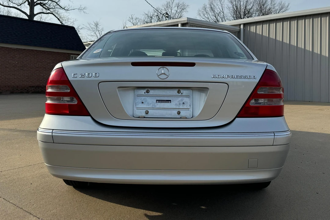 2000 Mercedes-Benz W202 C-Class - Image 5 of 31