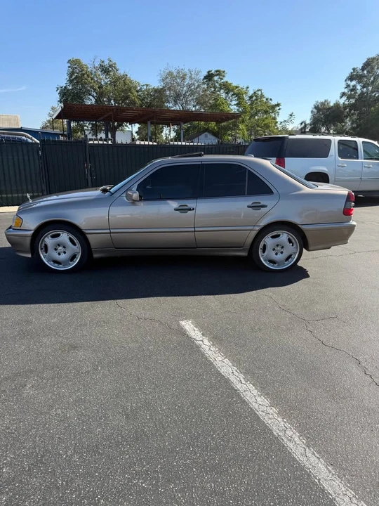 2000 Mercedes-Benz W202 C-Class - Image 6 of 9