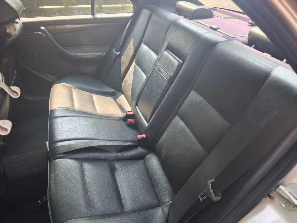 2000 Mercedes-Benz W202 C-Class - Image 6 of 12
