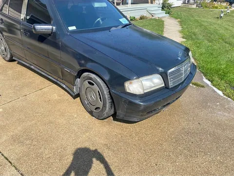 2000 Mercedes-Benz C230