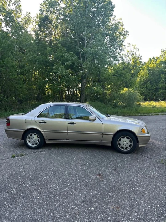 2000 Mercedes-Benz W202 C-Class - Image 4 of 12