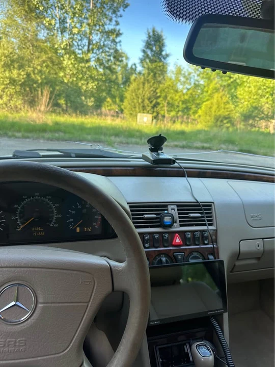 2000 Mercedes-Benz W202 C-Class - Image 11 of 12