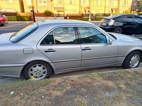 2000 Mercedes-Benz C230 Kompressor