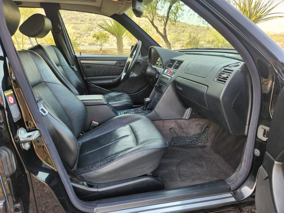2000 Mercedes-Benz W202 C-Class - Image 14 of 22