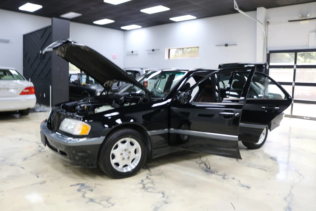 2000 Mercedes-Benz W202 C-Class - Image 22 of 31