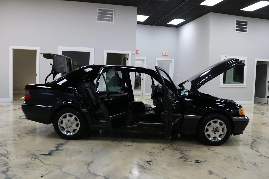 2000 Mercedes-Benz W202 C-Class - Image 24 of 31