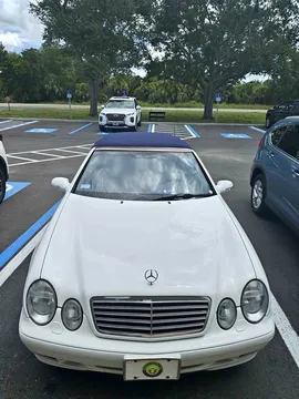 2000 Mercedes-Benz CLK-Class CLK 320 Cabriolet 2D
