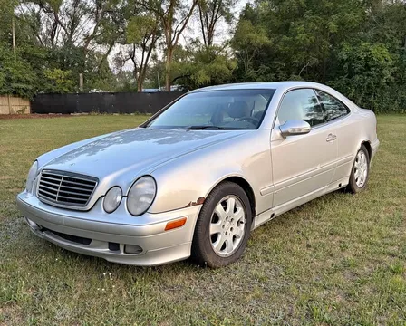 2000 Mercedes-Benz CLK320 Coupe