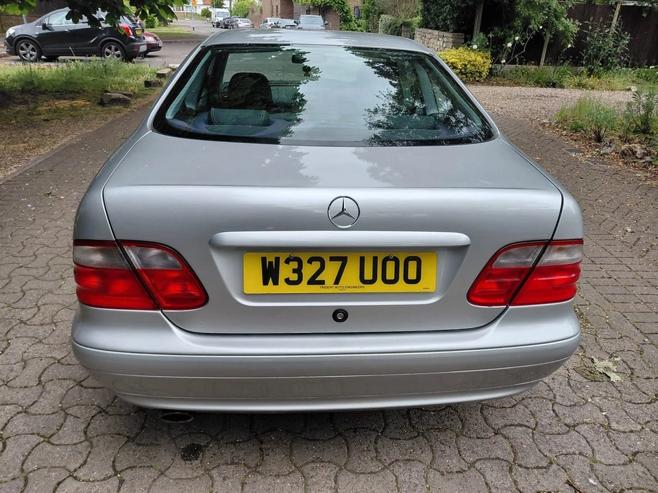 2000 Mercedes-Benz CLK-Class - Image 2 of 31