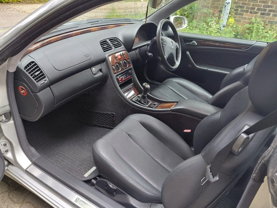 2000 Mercedes-Benz CLK-Class - Image 17 of 31
