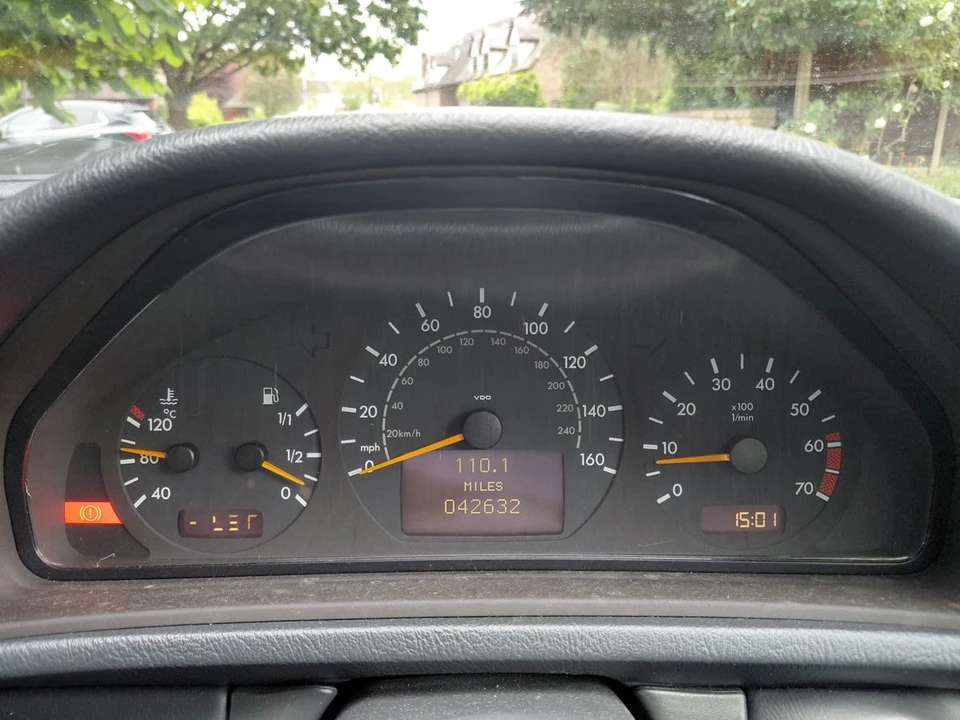 2000 Mercedes-Benz CLK-Class - Image 24 of 31