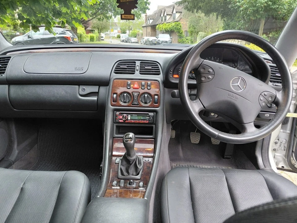 2000 Mercedes-Benz CLK-Class - Image 25 of 31