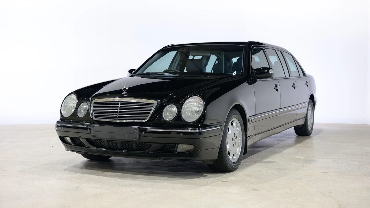 2000 Mercedes-Benz W210 E-Class - Image 6 of 31