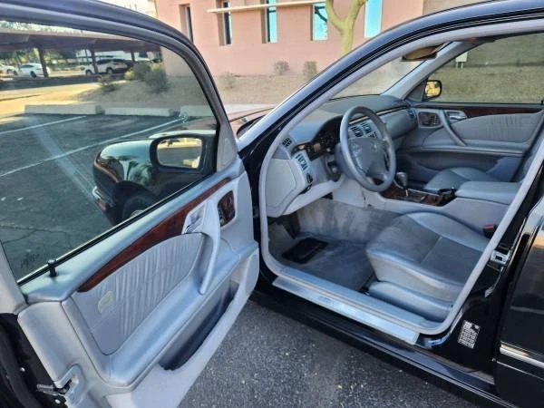 2000 Mercedes-Benz W210 E-Class - Image 10 of 20