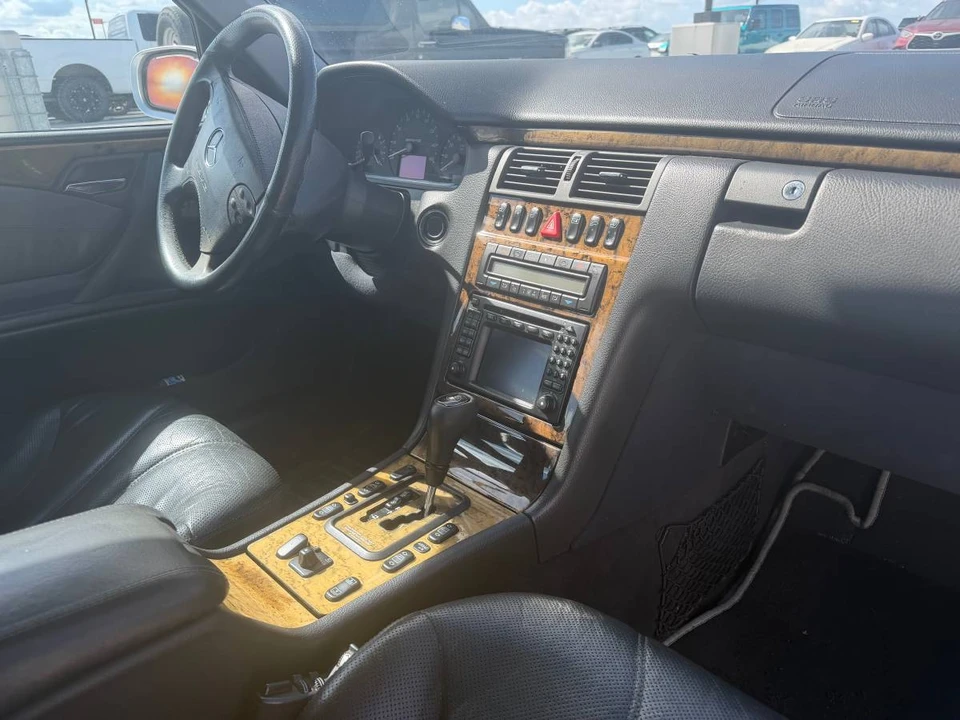 2000 Mercedes-Benz W210 E 36 & E 50 & E 55 & E 60 AMG - Image 18 of 24