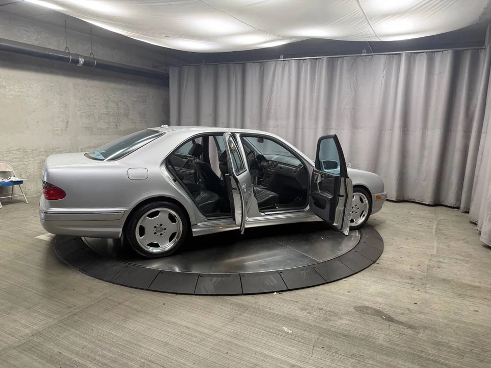 2000 Mercedes-Benz W210 E 36 & E 50 & E 55 & E 60 AMG - Image 4 of 24