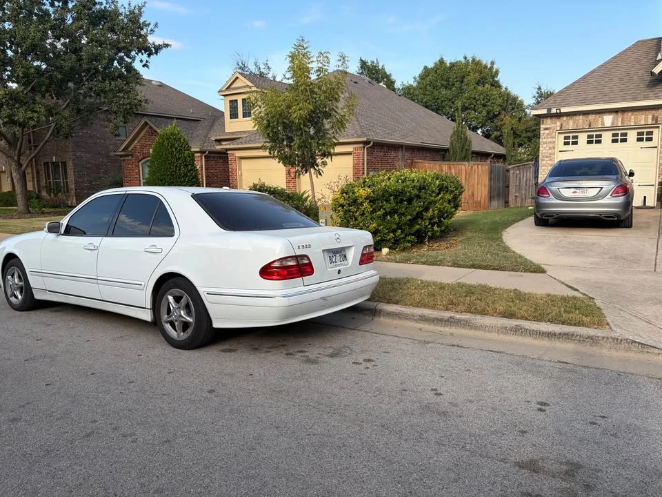 2000 Mercedes-Benz W210 E-Class - Image 4 of 12