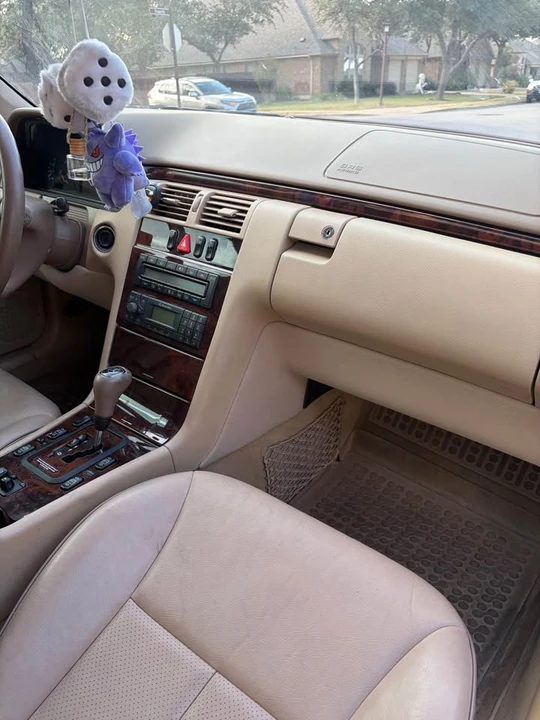 2000 Mercedes-Benz W210 E-Class - Image 7 of 12
