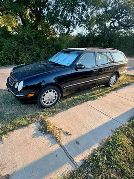 2000 Mercedes-Benz E-Class 4Matic