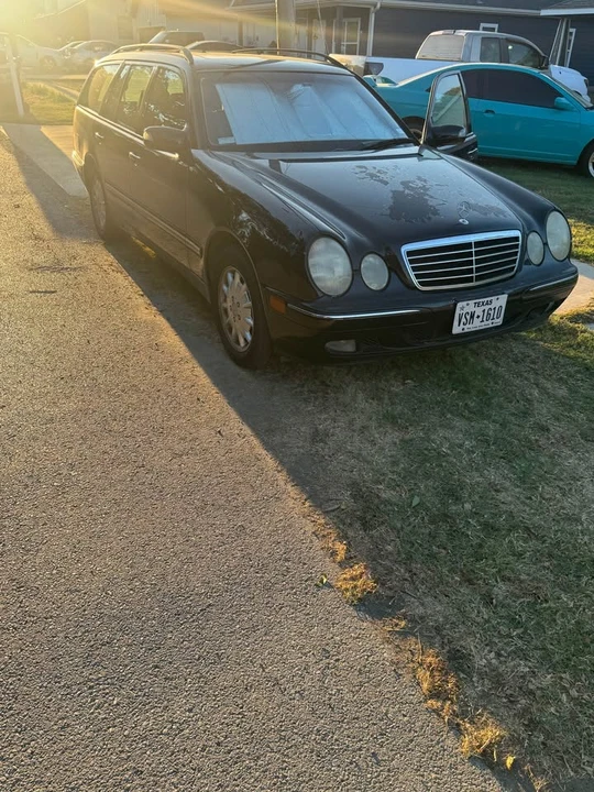 2000 Mercedes-Benz W210 E-Class - Image 2 of 13