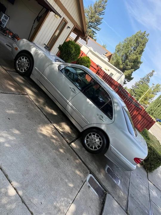 2000 Mercedes-Benz W210 E-Class - Image 4 of 11