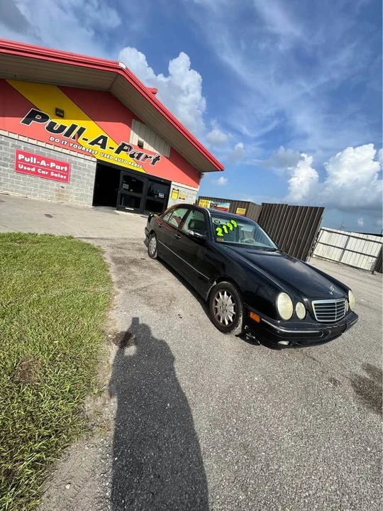 2000 Mercedes-Benz W210 E-Class - Image 2 of 5