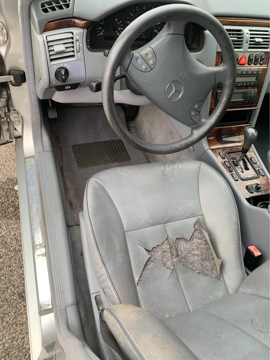 2000 Mercedes-Benz W210 E-Class - Image 12 of 18