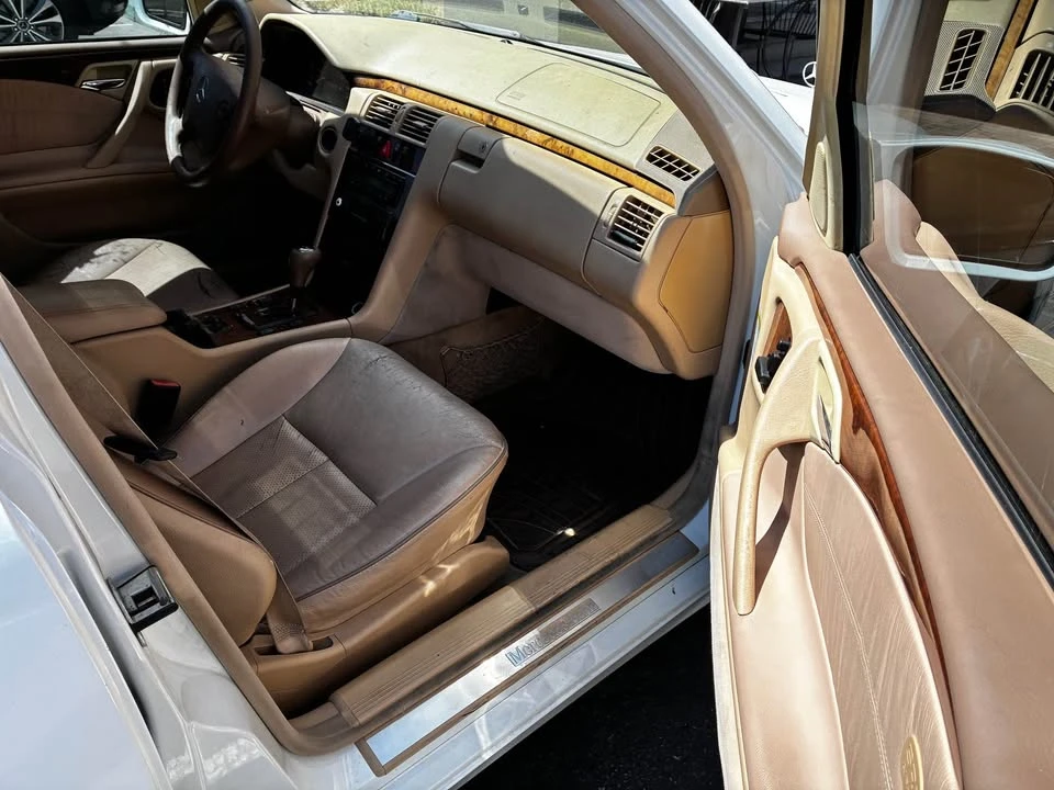2000 Mercedes-Benz W210 E-Class - Image 6 of 9