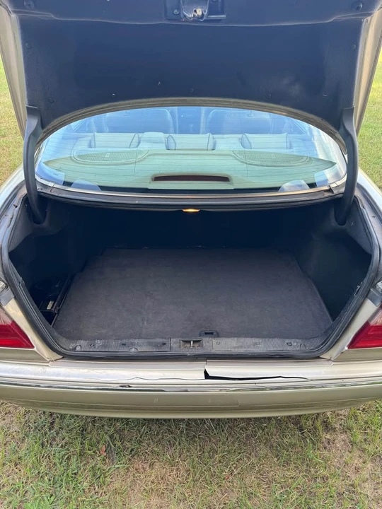 2000 Mercedes-Benz W210 E-Class - Image 13 of 20