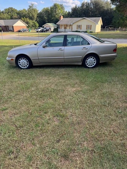 2000 Mercedes-Benz W210 E-Class - Image 2 of 20