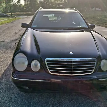 2000 Mercedes-Benz E-Class E 320 4MATIC Wagon