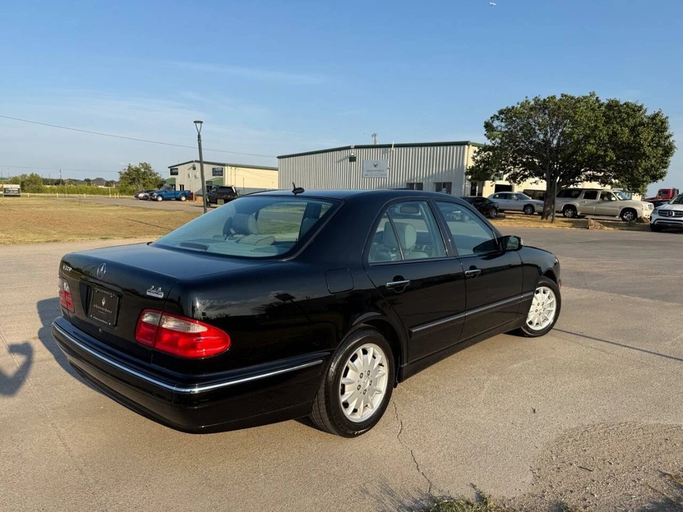 2000 Mercedes-Benz W210 E-Class - Image 13 of 14