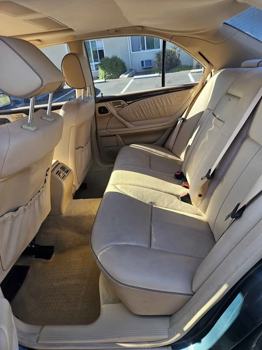 2000 Mercedes-Benz W210 E-Class - Image 12 of 15