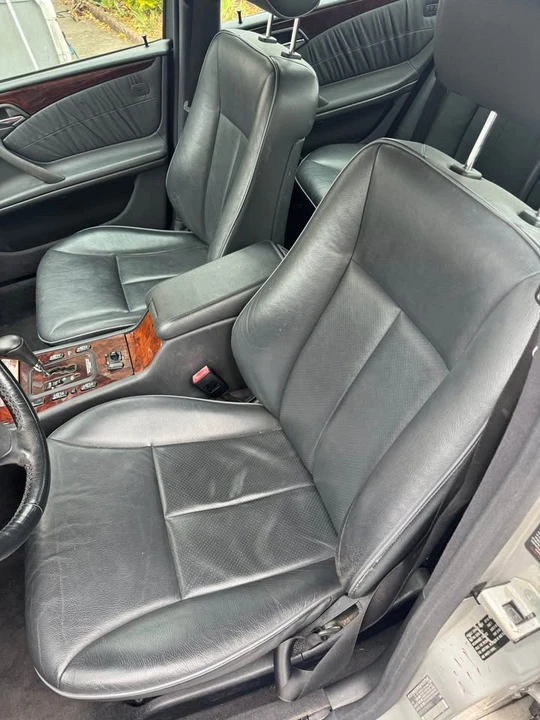 2000 Mercedes-Benz E-Class - Image 5 of 5