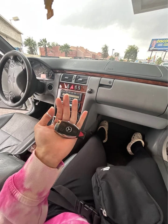 2000 Mercedes-Benz W210 E-Class - Image 3 of 10