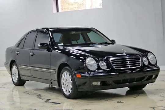 2000 Mercedes-Benz E-Class E 320 Sedan 4D