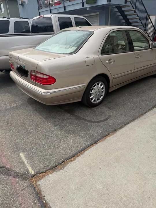 2000 Mercedes-Benz W210 E-Class - Image 2 of 3