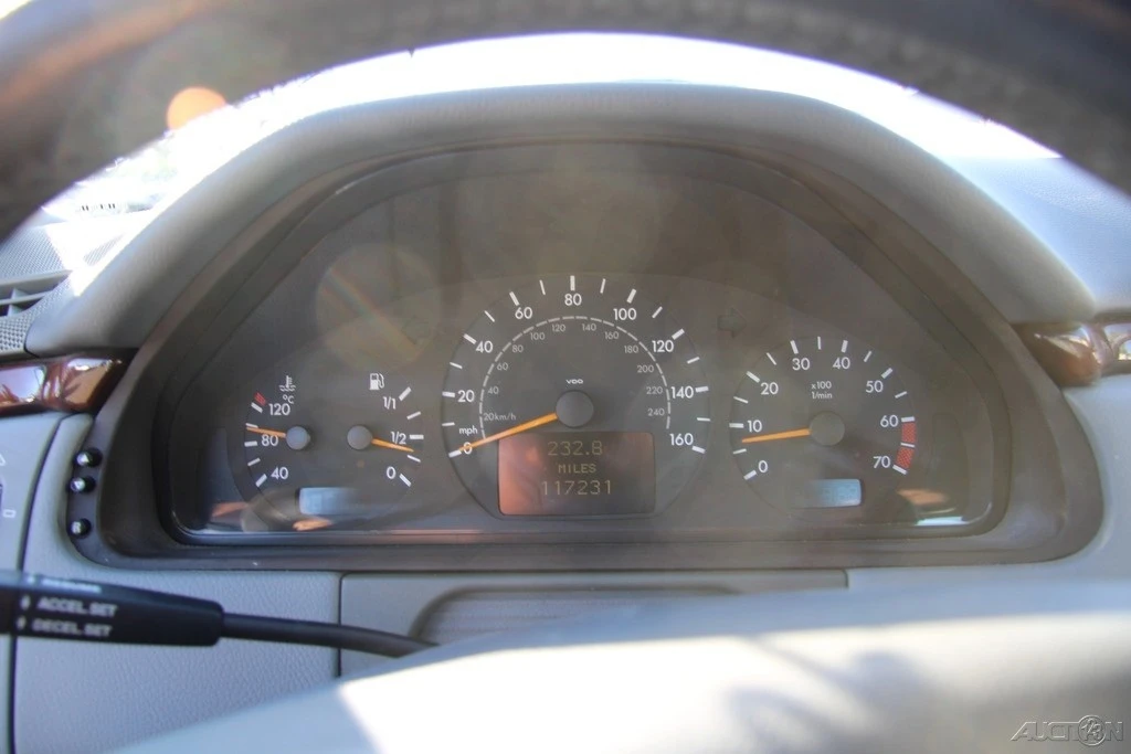 2000 Mercedes-Benz W210 E-Class - Image 15 of 21