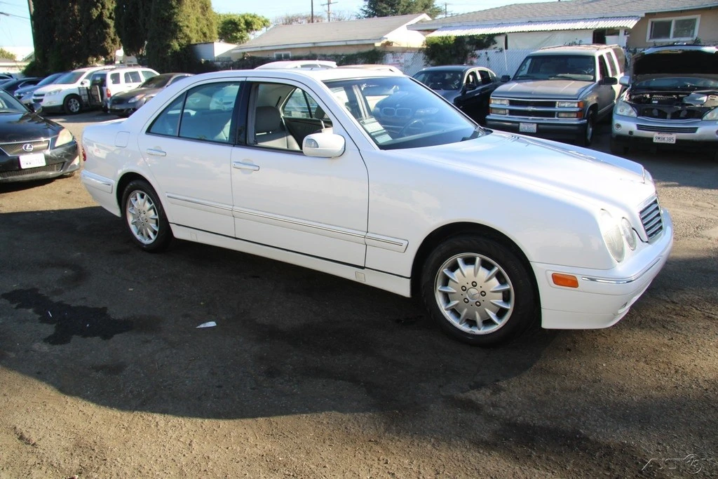 2000 Mercedes-Benz W210 E-Class - Image 2 of 21