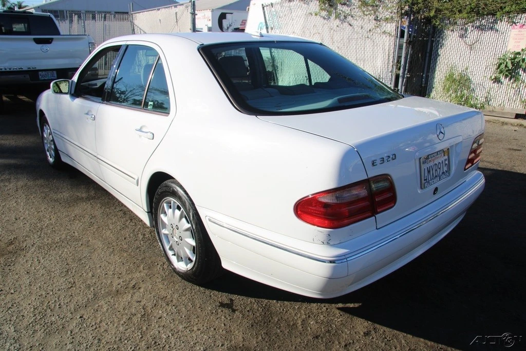 2000 Mercedes-Benz W210 E-Class - Image 6 of 21