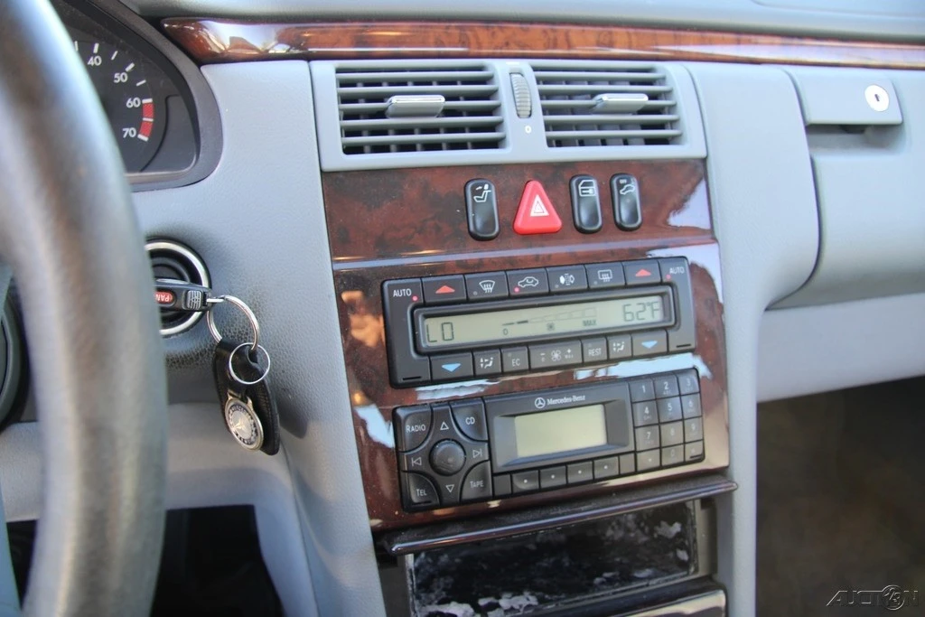 2000 Mercedes-Benz W210 E-Class - Image 17 of 21
